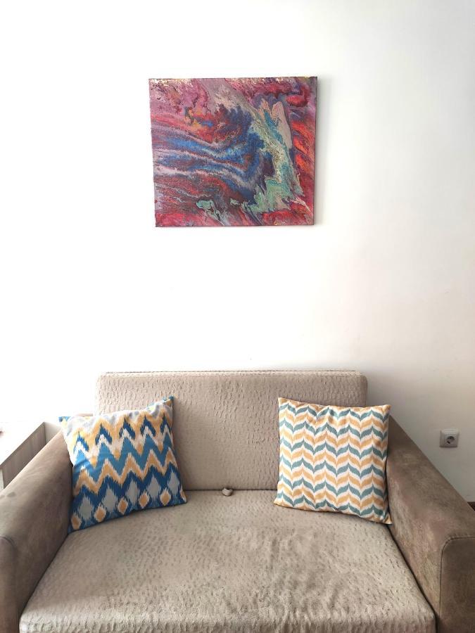 Loftik Apartments Shevchenko Street Almati Kültér fotó