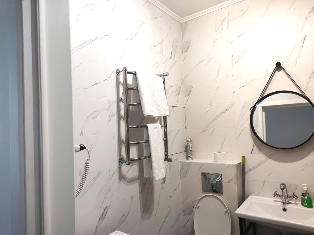 Loftik Apartments Shevchenko Street Almati Kültér fotó